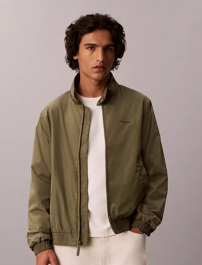 Chaqueta bomber de nylon con rejilla Chaqueta bomber de nylon con rejilla