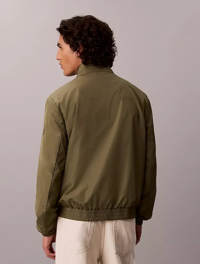 Chaqueta bomber de nylon con rejilla Chaqueta bomber de nylon con rejilla