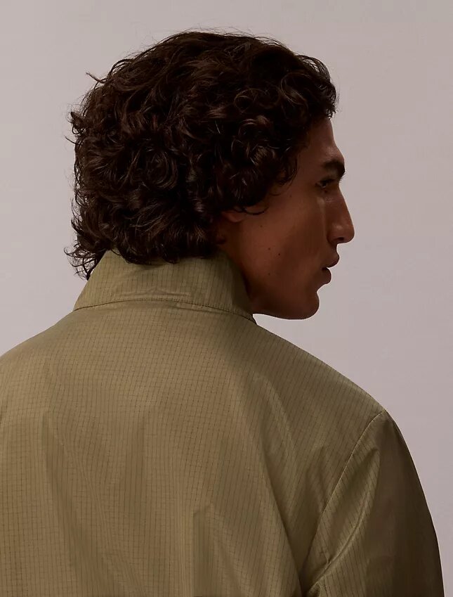 Chaqueta bomber de nylon con rejilla Chaqueta bomber de nylon con rejilla