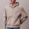 Chaqueta cortavientos con capucha Ripstop Chaqueta cortavientos con capucha Ripstop