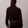 Chaqueta cortavientos deportiva moderna