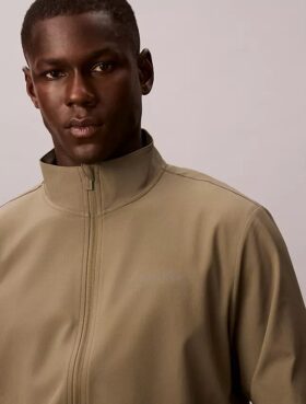 Chaqueta cortavientos Icon Sport