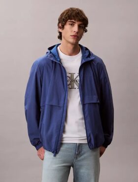 Chaqueta cortavientos ligera