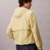 Chaqueta cortavientos ligera