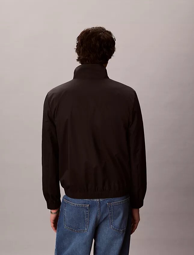 Chaqueta cortavientos mate Chaqueta cortavientos mate