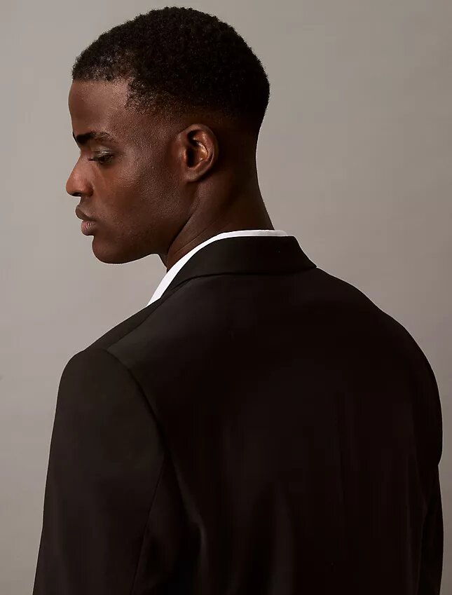 Chaqueta de traje de corte entallado Chaqueta de traje de corte entallado