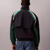 Chaqueta deportiva de nailon con bloques de color Chaqueta deportiva de nailon con bloques de color
