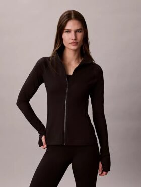 Chaqueta deportiva suave