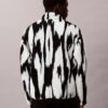 Chaqueta holgada con cuello alto y estampado Sherpa