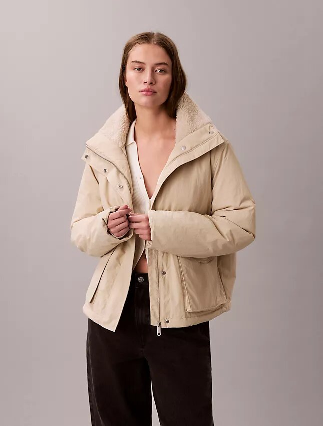 Chaqueta holgada con cuello de sherpa Chaqueta holgada con cuello de sherpa