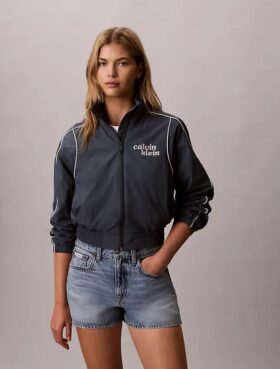 Chaqueta ligera con gráfico del logotipo de 1989