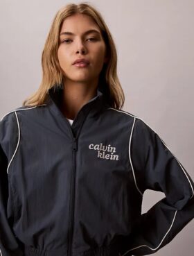 Chaqueta ligera con gráfico del logotipo de 1989