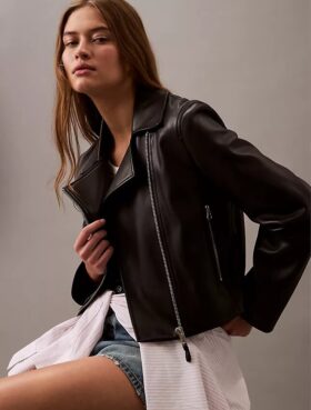 Chaqueta motera de imitación de cuero