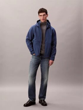 Chaqueta softshell con capucha y cremallera