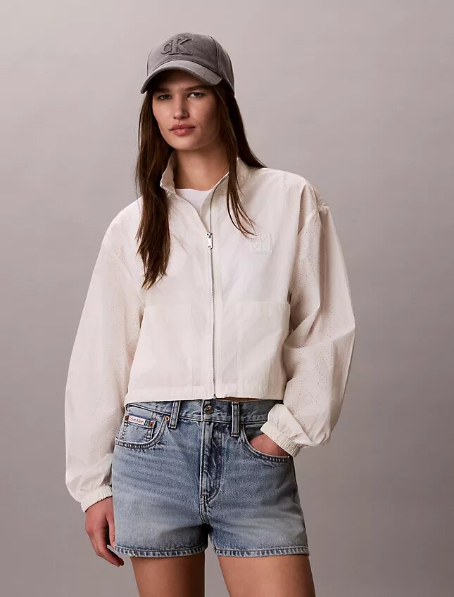 Chaqueta técnica perforada con logotipo Chaqueta técnica perforada con logotipo