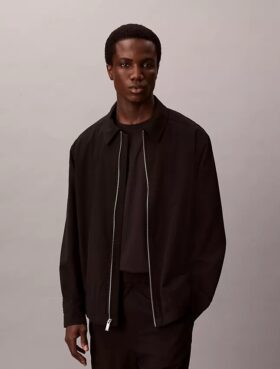 Chaqueta tipo camisa de seersucker
