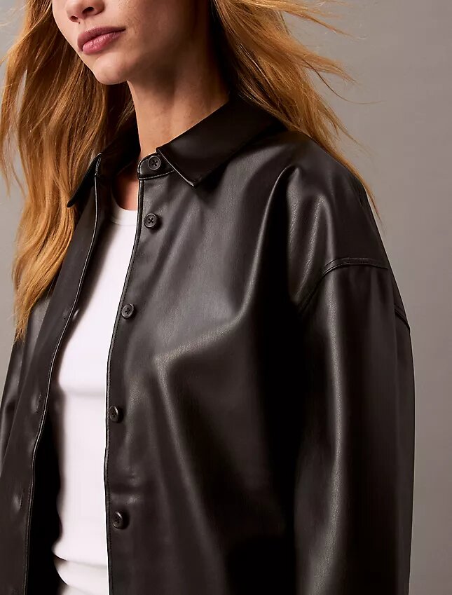 Chaqueta tipo camisa holgada de imitación de cuero Chaqueta tipo camisa holgada de imitación de cuero