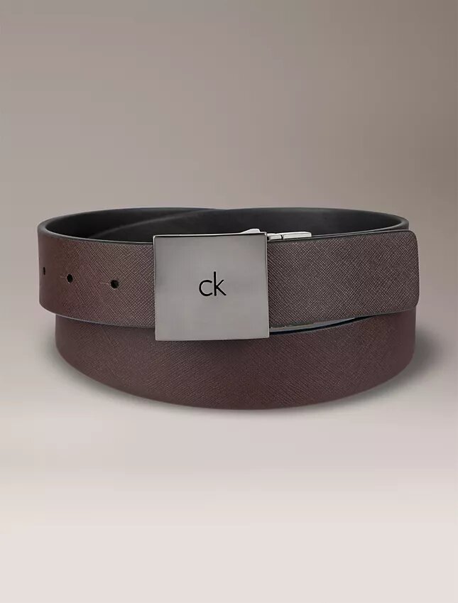Cinturón reversible con placa con el logotipo cuadrado Cinturón reversible con placa con el logotipo cuadrado