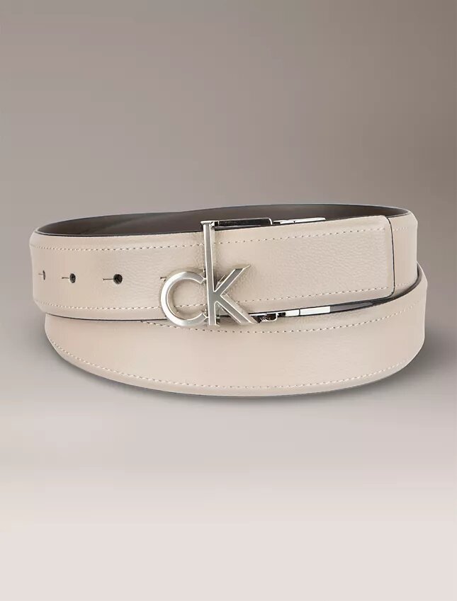 Cinturón reversible con placa con el logotipo Monogram Cinturón reversible con placa con el logotipo Monogram