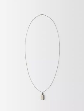 Collar con colgante CK One