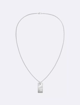 Collar con colgante de forma rectangular orgánica