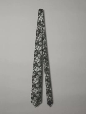 Corbata floral Yara