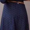 Falda midi con bordados Falda midi con bordados