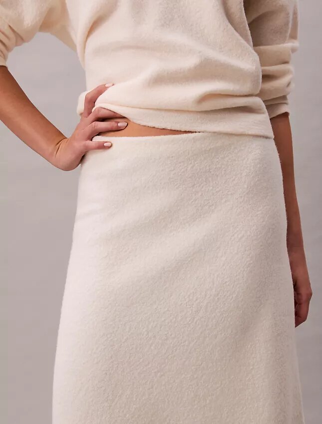Falda midi de lana merina Falda midi de lana merina