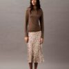 Falda midi de satén arrugado estampado