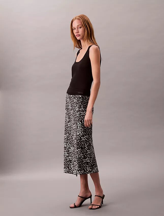 Falda midi de satén estampado Falda midi de satén estampado