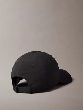 Gorra con el logotipo de Calvin Klein