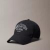 Gorra con logotipo curvado Gorra con logotipo curvado