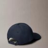 Gorra de béisbol con el logotipo bordado estándar Gorra de béisbol con el logotipo bordado estándar