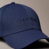 Gorra de béisbol con el logotipo bordado estándar Gorra de béisbol con el logotipo bordado estándar