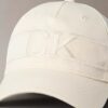 Gorra de béisbol con logotipo Monogram Varsity Gorra de béisbol con logotipo Monogram Varsity