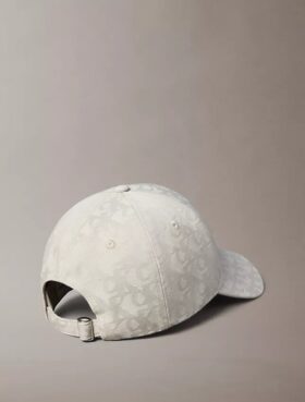 Gorra de béisbol con monograma integral