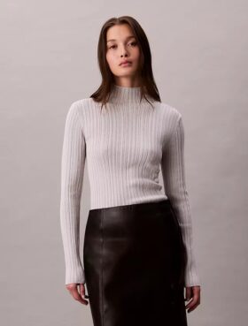 Jersey de cuello alto acanalado en mezcla de viscosa