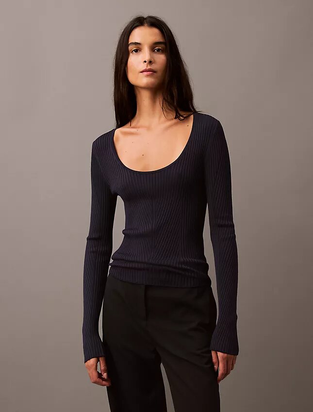 Jersey de cuello redondo acanalado Jersey de cuello redondo acanalado