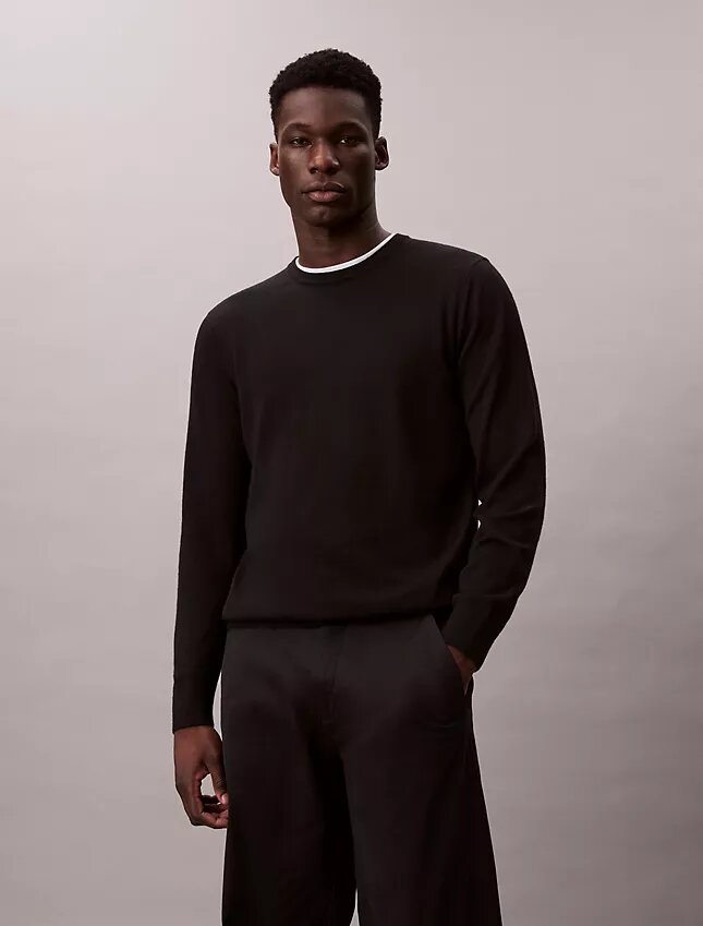 Jersey de cuello redondo de mezcla de merino extrafina Jersey de cuello redondo de mezcla de merino extrafina