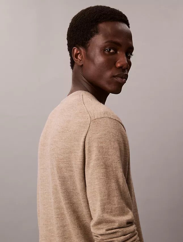 Jersey de cuello redondo de mezcla de merino extrafina Jersey de cuello redondo de mezcla de merino extrafina