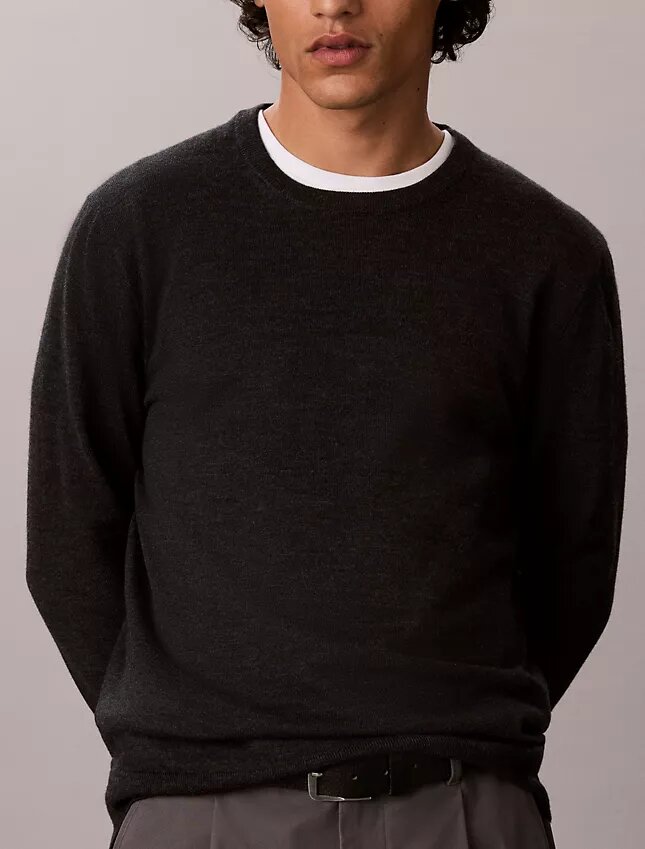 Jersey de cuello redondo de mezcla de merino extrafina Jersey de cuello redondo de mezcla de merino extrafina