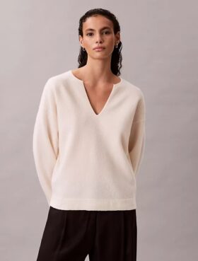 Jersey holgado de cuello en V de lana merina