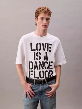 Marc Hundley Pride Love is a Dance Floor Camiseta holgada