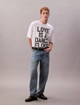 Marc Hundley Pride Love is a Dance Floor Camiseta holgada