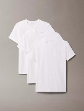 Mezcla de algodón elástico. Pack de 3 camisetas de cuello redondo y corte ajustado Mezcla de algodón elástico. Pack de 3 camisetas de cuello redondo y corte ajustado