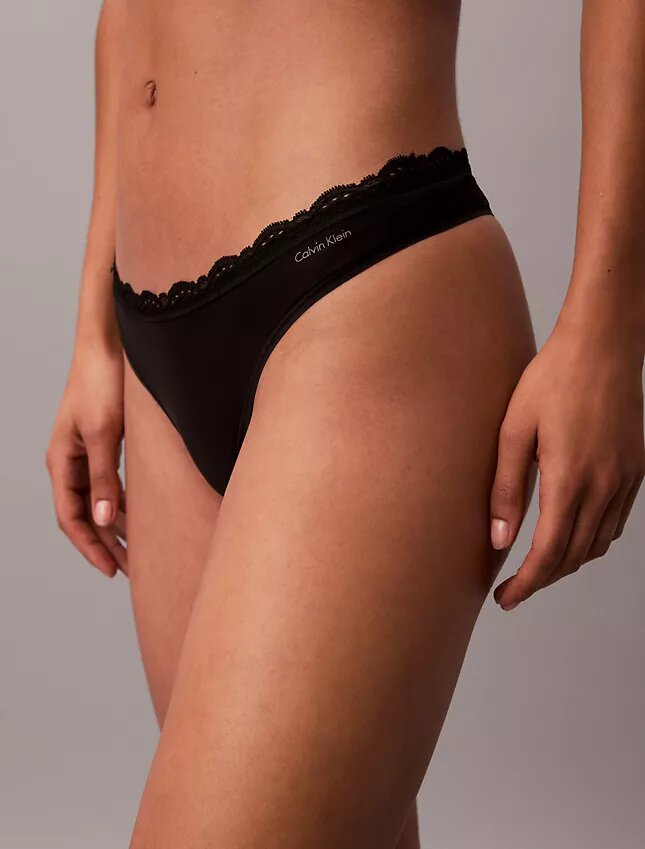 Microfiber Thong con encaje Microfiber Thong con encaje