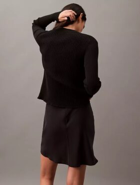 Minifalda fluida