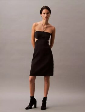 Minivestido con corte halter y aberturas