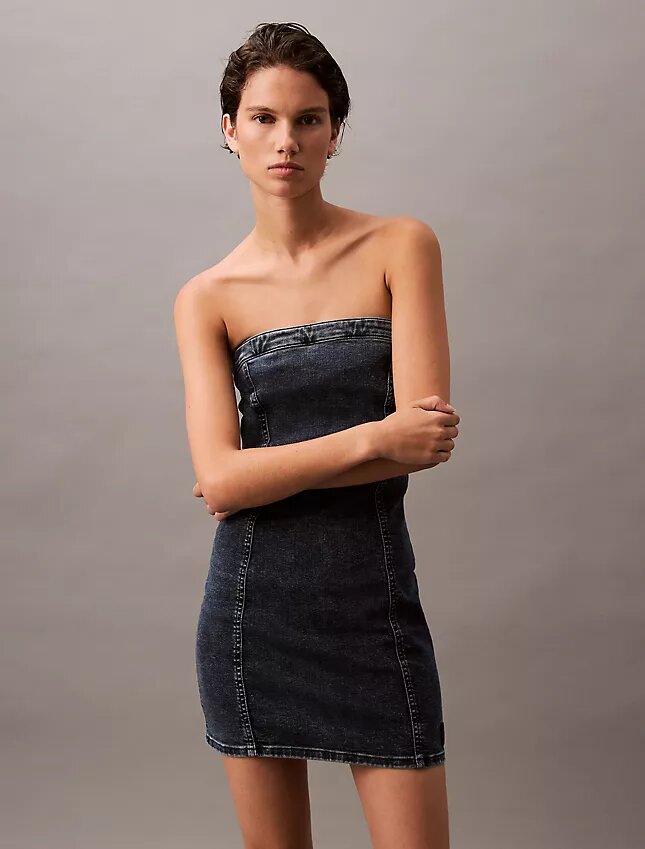 Minivestido de denim sin tirantes Minivestido de denim sin tirantes