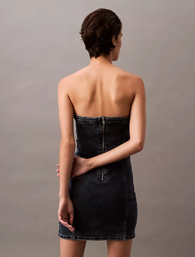 Minivestido de denim sin tirantes Minivestido de denim sin tirantes